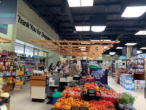 Natural Foods Store «Lassens Natural Foods & Vitamins», reviews and photos, 4071 E Main St, Ventura, CA 93003, USA