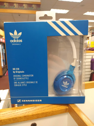 Book Store «Baker Bookstore», reviews and photos, 717 S Florence Ave, Springfield, MO 65897, USA