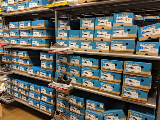 Clothing Store «Columbia Sportswear Outlet Store at Allen Premium Outlets», reviews and photos, 820 Stacy Rd #470, Allen, TX 75013, USA
