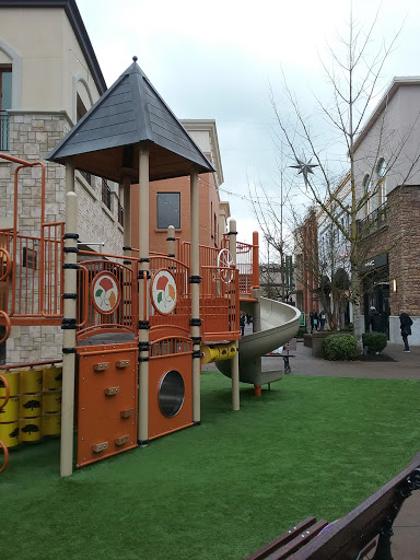 Movie Theater «Regal Cinemas Bridgeport Village 18 & IMAX», reviews and photos, 7329 SW Bridgeport Rd, Tigard, OR 97224, USA