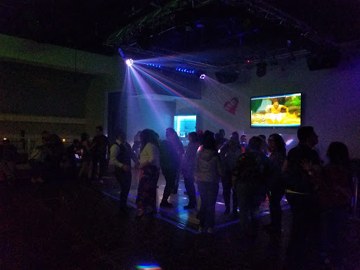 Asian Fusion Restaurant «Trio Club», reviews and photos, 909 E Burnside St, Portland, OR 97214, USA