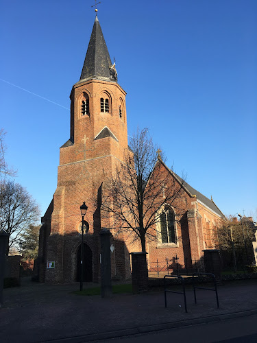 Beoordelingen van Sint-Martinuskerk Oekene in Roeselare - Kerk