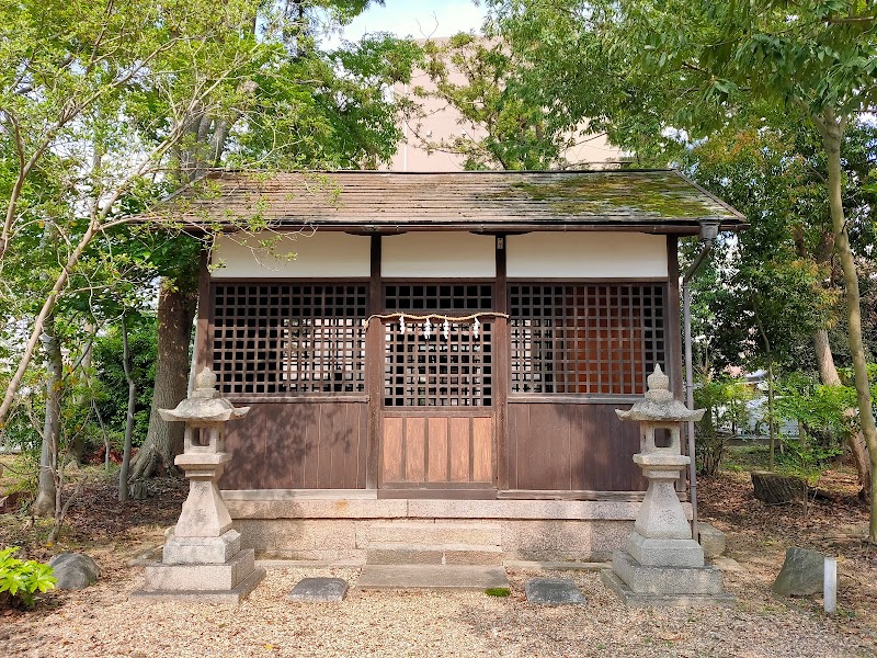 高市御県神社