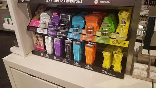 Cosmetics Store «SEPHORA», reviews and photos, 5330 Western Avenue Northwest e, Chevy Chase, MD 20815, USA