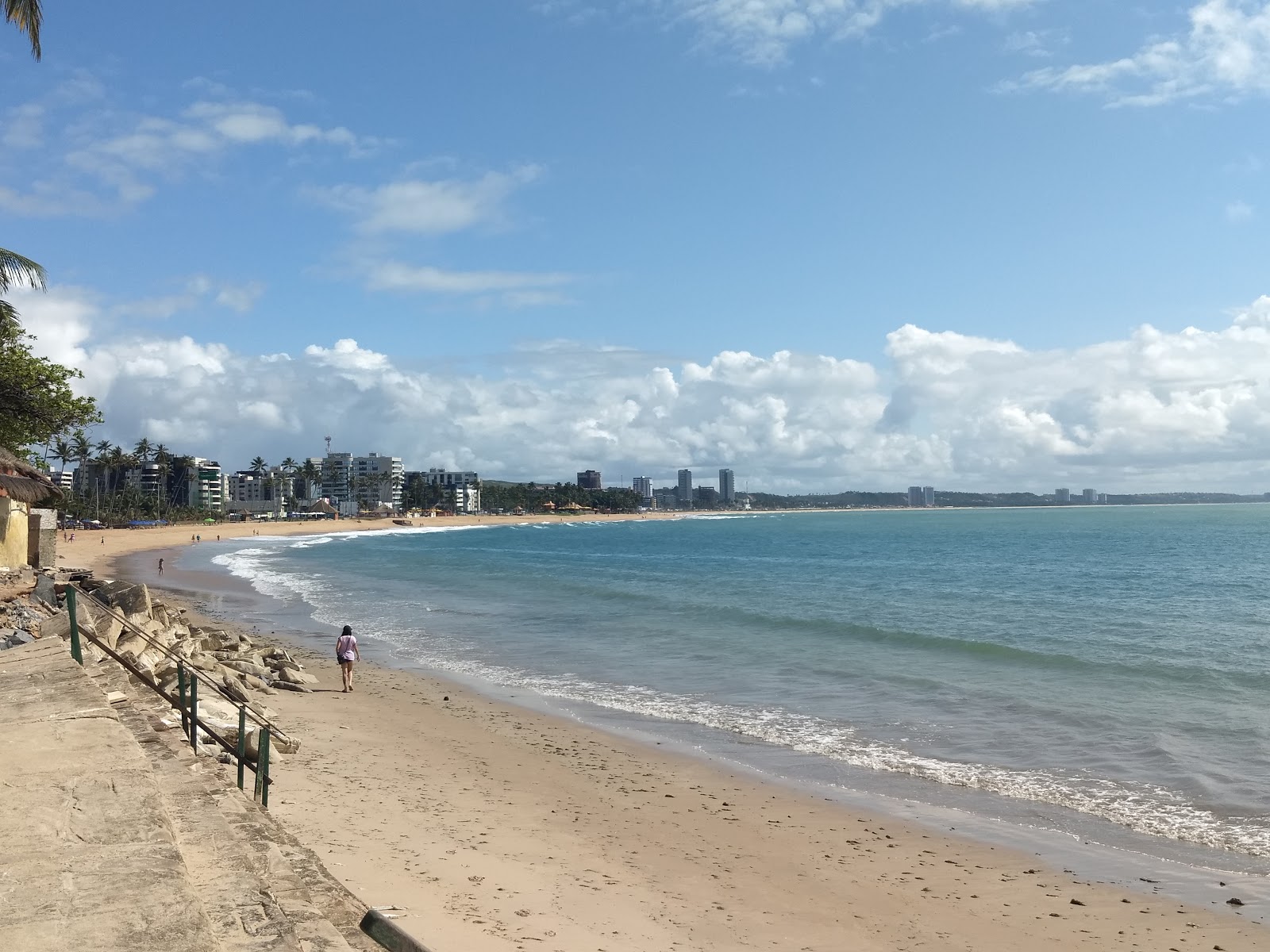 Foto van Ponta Verde Strand met recht en lang