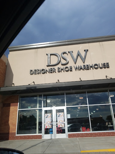 Shoe Store «DSW Designer Shoe Warehouse», reviews and photos, 14001 Aldrich Ave S, Burnsville, MN 55337, USA