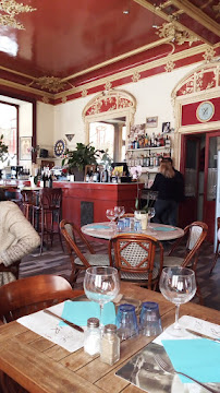 Atmosphère du Restaurant Café de la Paix à Valréas - n°17