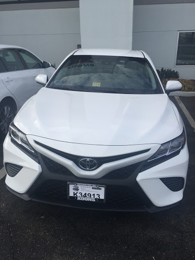 Toyota Dealer «Koons Arlington Toyota», reviews and photos, 4045 Lee Hwy, Arlington, VA 22207, USA
