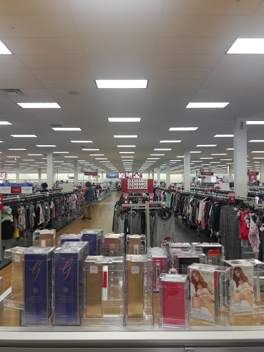 Clothing Store «Burlington Coat Factory», reviews and photos, 3455 Towne Blvd, Middletown, OH 45005, USA