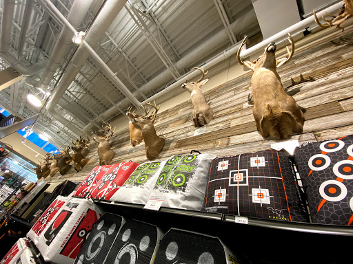 Sporting Goods Store «SCHEELS», reviews and photos, 8251 Flying Cloud Dr #1058, Eden Prairie, MN 55344, USA