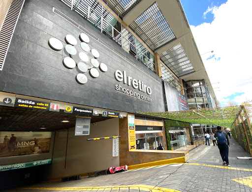 Tiendas para comprar bolsos adolfo dominguez Bogota