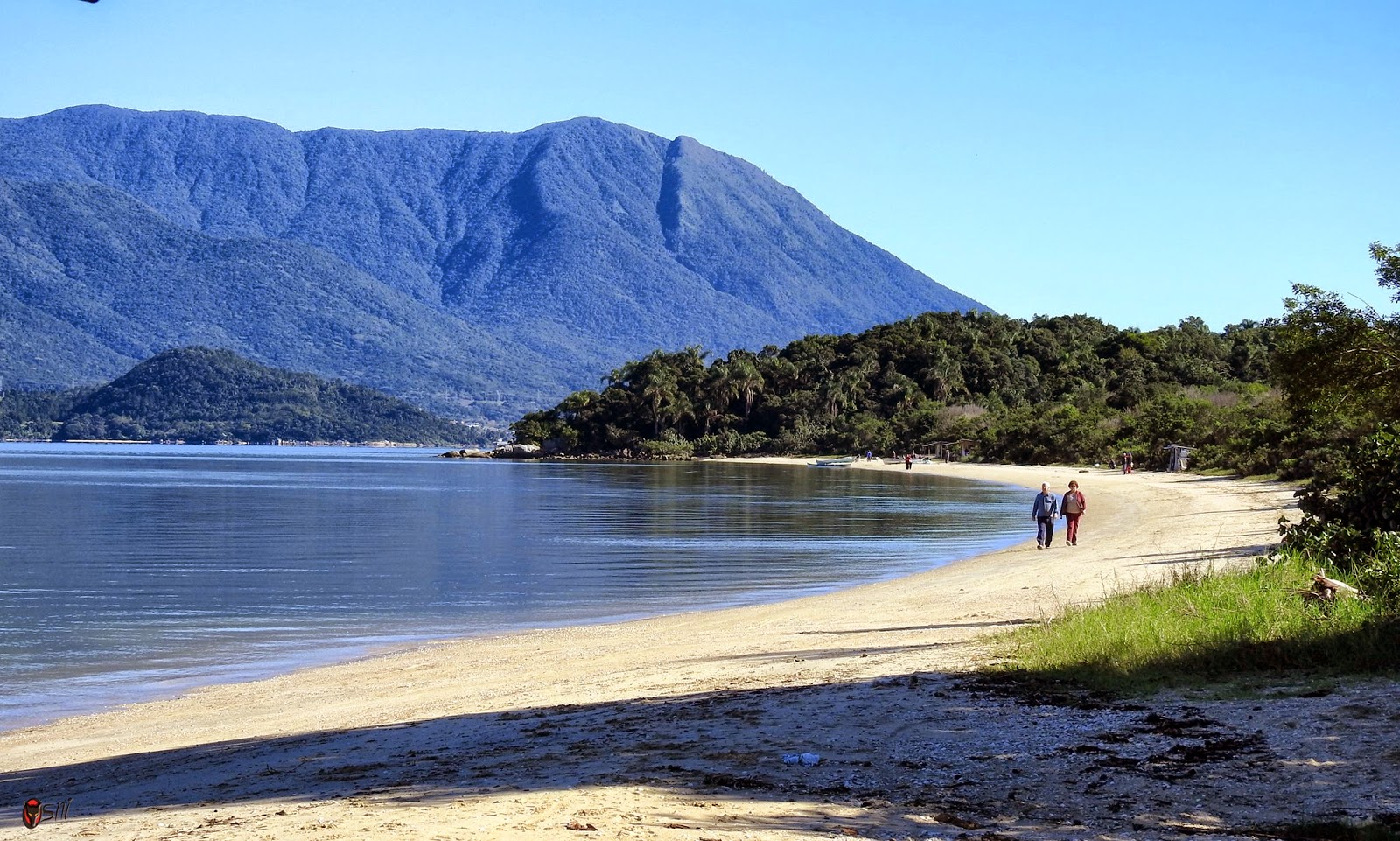 Foto von Praia de Fora mit kleine, beiger kiesel Oberfläche