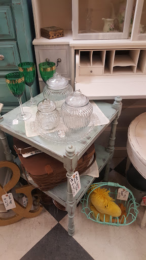 Antique Store «Craftiques Mall - NW Military», reviews and photos, 2375 NW Military Hwy, San Antonio, TX 78231, USA