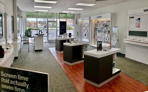 Cell Phone Store «Verizon Wireless», reviews and photos, 7101 183rd St, Tinley Park, IL 60477, USA