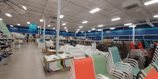 Home Goods Store «At Home», reviews and photos, 2101 S Telegraph Rd, Bloomfield Hills, MI 48302, USA
