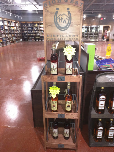 Wine Store «Seaholm Wines & Liquors», reviews and photos, 134 Wall St, Huntington, NY 11743, USA