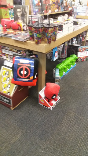 Used Book Store «2nd & Charles», reviews and photos, 17636 Garland Groh Blvd, Hagerstown, MD 21740, USA