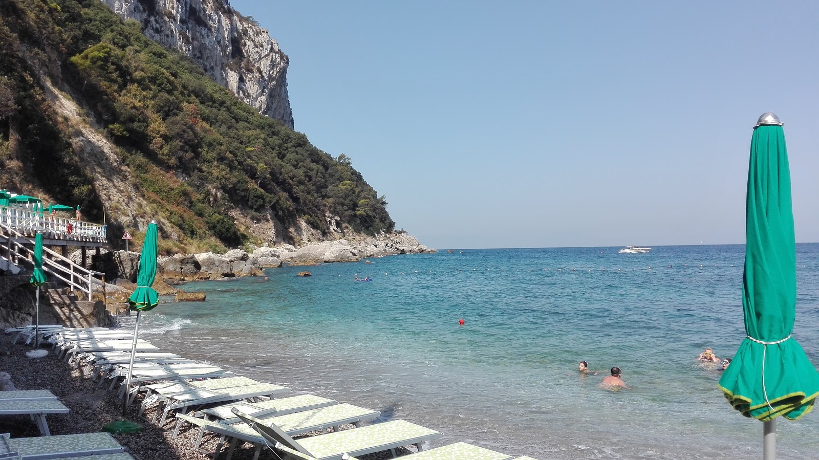 Foto di Bagni di Tiberio area parzialmente ristrutturata