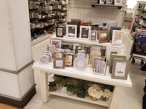 Department Store «Marshalls», reviews and photos, 253 Commons Dr, Chicago Ridge, IL 60415, USA