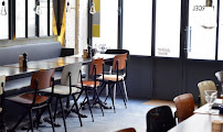 Atmosphère du Restaurant servant le petit-déjeuner Marcel rue de babylone 75007 à Paris - n°6