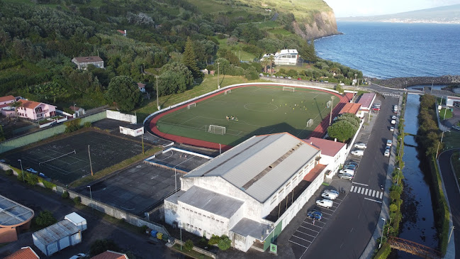 Opinii despre Fayal Sport Club în Horta - Campo de futebol