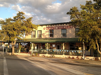 City Hall Bistro & Martini Bar