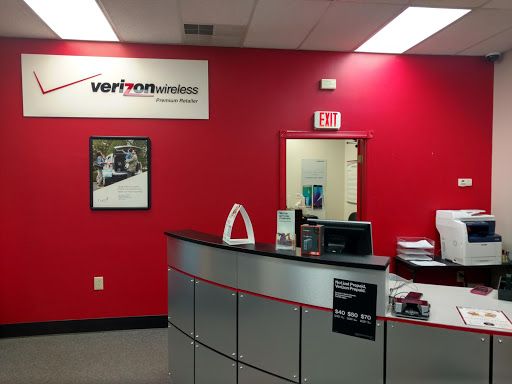 Cell Phone Store «GoWireless Verizon Authorized Retailer», reviews and photos, 297 E McCauley Dr, Uhrichsville, OH 44683, USA