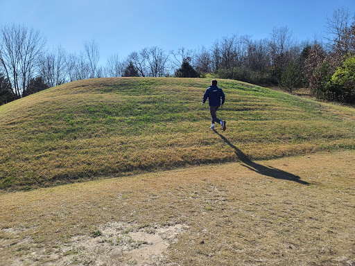 Golf Course «Sugar Creek Golf Course & Banquet Center», reviews and photos, 5224 Country Club Dr, High Ridge, MO 63049, USA