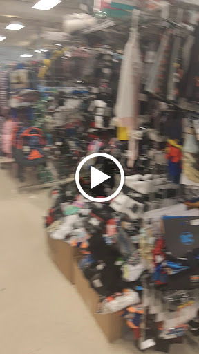 Clothing Store «Rugged Wearhouse», reviews and photos, 6096 Rose Hill Dr, Alexandria, VA 22310, USA