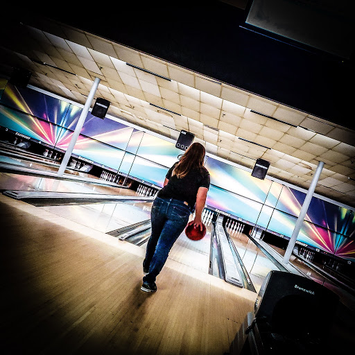 Bowling Alley «Eastbury Bowling Center», reviews and photos, 3000 Atlantic Blvd NE A, Canton, OH 44705, USA