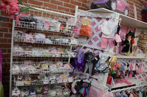 Boutique «Merchants At Cokers», reviews and photos, 401 Wilson Ave, Tullahoma, TN 37388, USA