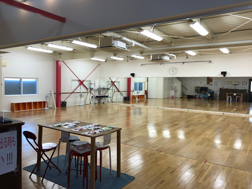 ダンススクール 青木アツ子ジャズダンス・パップ（ＰＵＰ）