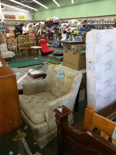 Thrift Store «Opportunity House Thrift & Boutique», reviews and photos, 107 Peabody Rd, Vacaville, CA 95687, USA