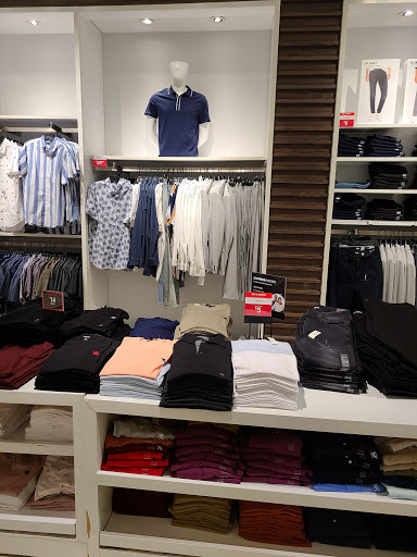 Clothing Store «Express», reviews and photos, 5959 Triangle Town Blvd, Raleigh, NC 27616, USA