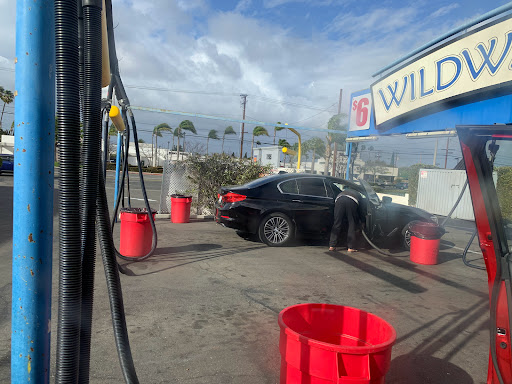 Car Wash «Wildwater Express Carwash», reviews and photos, 1195 Baker St, Costa Mesa, CA 92626, USA