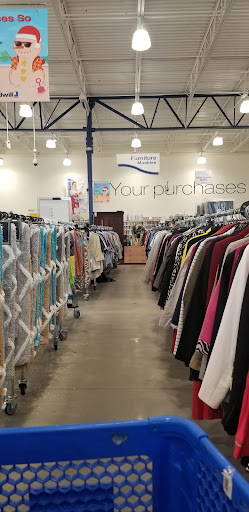 Thrift Store «Goodwill Clearwater Store», reviews and photos, 16494 US Hwy 19 N, Clearwater, FL 33764, USA