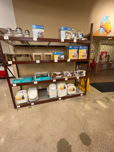 Pet Supply Store «Pet Food Express», reviews and photos, 9153 W Olympic Blvd, Beverly Hills, CA 90212, USA