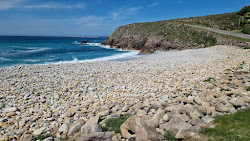 Foto de Praia Da Ucha com uma linha costeira reta