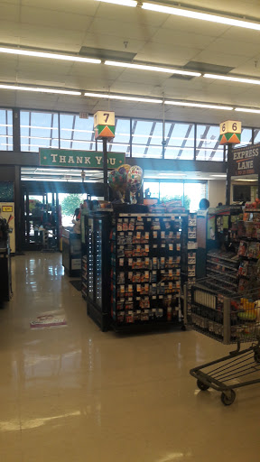 Grocery Store «Kroger», reviews and photos, 514 S Carrier Pkwy, Grand Prairie, TX 75051, USA