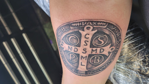Explore simple finger tattoo ideas, creative tattoo ideas in Caldwell, available at Craigs Tattoo Co