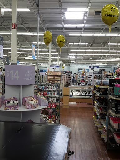 Department Store «Walmart Supercenter», reviews and photos, 2363 Old Hwy 135, Corydon, IN 47112, USA