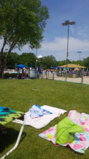 Water Park «Mystic Waters Family Aquatic Center», reviews and photos, 2025 Miner St, Des Plaines, IL 60016, USA