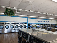 Sparkling Clean Coin Laundry - Photo 3 - Car repair in Cleveland, OH, Cleveland