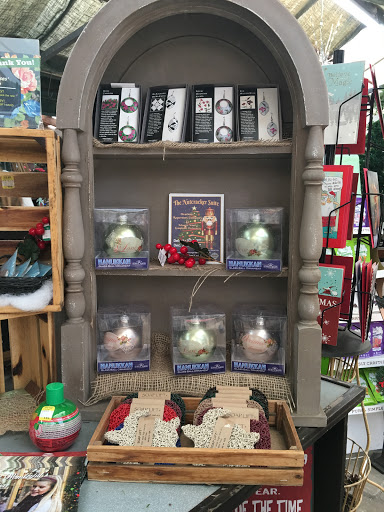 Florist «Bayport Flower Houses, Inc.», reviews and photos, 940 Montauk Hwy, Bayport, NY 11705, USA