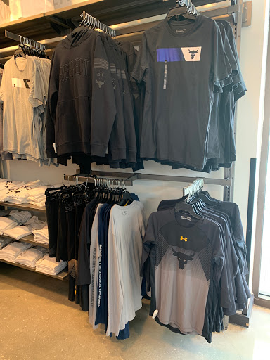 Clothing Store «Under Armour Factory House», reviews and photos, 1791 Palm Beach Lakes Blvd w115, West Palm Beach, FL 33401, USA