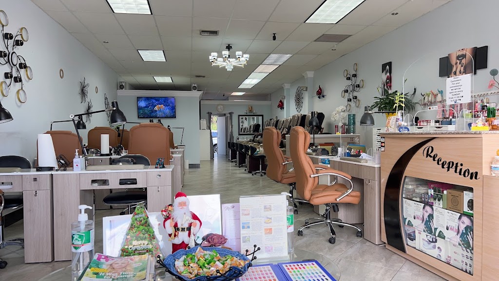Royal Nail & Foot Spa 33181