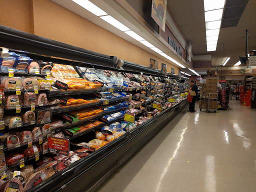 Grocery Store «Jewel-Osco», reviews and photos, 1156 Maple Ave, Lisle, IL 60532, USA