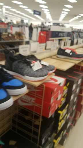 Department Store «Marshalls», reviews and photos, 41920 Ford Rd, Canton, MI 48187, USA
