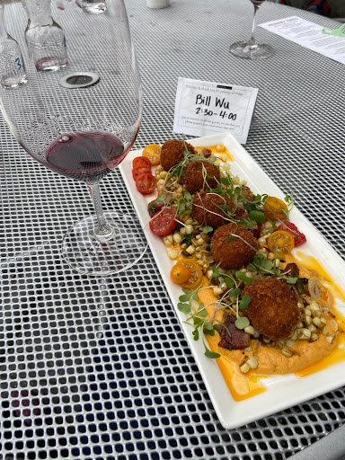 Winery «Novelty Hill Januik Winery», reviews and photos, 14710 Woodinville-Redmond Rd NE, Woodinville, WA 98072, USA