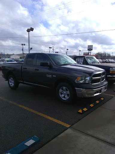 Used Car Dealer «Peppers Automotive Group Inc», reviews and photos, 2420 E Wood St, Paris, TN 38242, USA